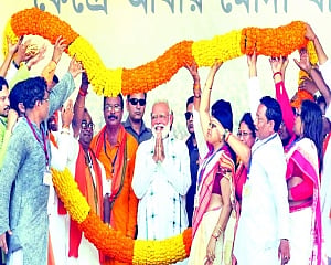 Modi dares Cong to fight next 2 phases on Bofors scandal