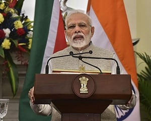 Modi lays foundation for AIIMS in Tamil Nadu