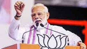 Modi takes aim at ‘bua & babua’