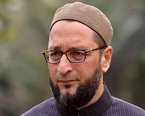 Modi trying to change Kashmir's demography: Owaisi