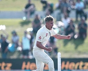 New Zealand's silence costly in reply to England's 353