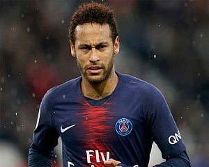Neymar accepts pay-cut in 'verbal agreement' with Barca