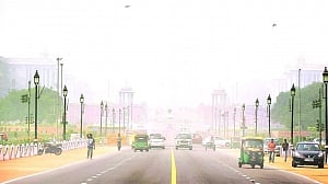 Night construction banned in Delhi-NCR for five days as air pollution shoots up