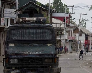 Normal life affected in Kashmir due to separatists' strike against civilian killing