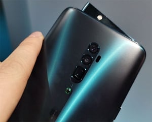 Oppo Reno 10x Zoom sold out, firm scales up production