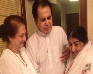 Overjoyed to hear my 'choti behen' Lata Mangeshkar is back home: Dilip Kumar