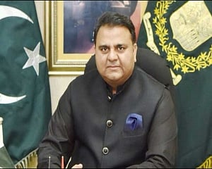 Pak considering full airspace closure with India, ban on land routes for Indo-Afghan trade: minister