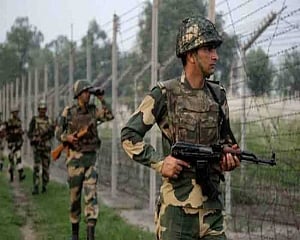 Pak shells forward areas, villages along LoC in J-K's Rajouri