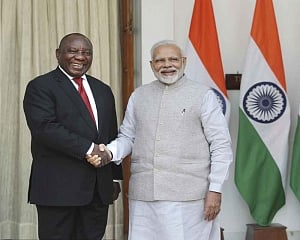 PM, South African Prez hold talks to boost bilateral ties