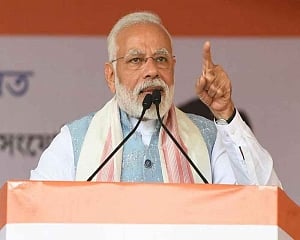 PM hails Sindhu for winning gold at BWF World Championship