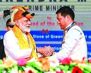PM tries to dispel Citizen Bill fears