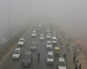 Poor air quality: EPCA lashes out at authorities over traffic congestion, garbage burning