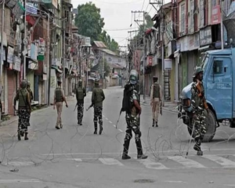 Postpaid mobile phone services to resume from Monday in Kashmir