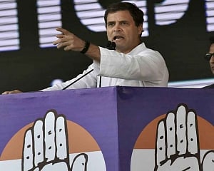 Rahul, opposition leaders express support to Mamata's protest against Centre; CPI-M differs