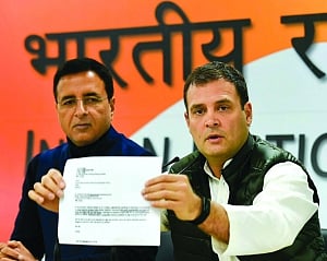 Rahul cries treason, terms PM middleman of Ambani