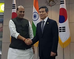 Rajnath holds talks with S Korean counterpart to boost defence ties