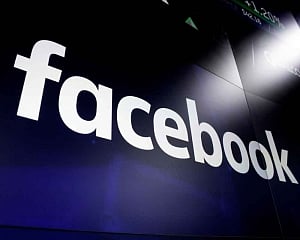 Report: Facebook considering its own bitcoin for payments