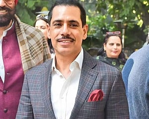 Robert Vadra appears before ED; statement to be recorded