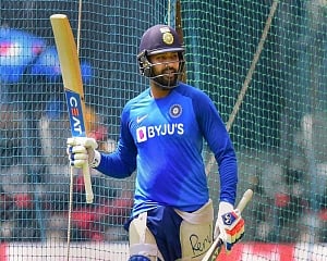 Rohit gives India injury scare, gets hit on thigh during practice