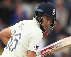 Root wants to stay on as England captain after Ashes blow