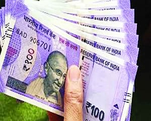 Rs recovers 16 paise to close at 71.55 a dollar