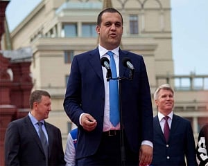 Russian boxing boss offers to clear AIBA's multi-million debt