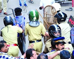 Sabarimala rage engulfs Kerala