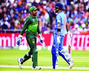 Sarfaraz refuses to give up