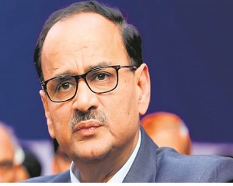 SC reinstates Alok Verma as CBI Director, restrains him from taking policy decisions