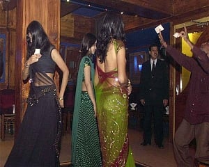 SC sets aside certain provisions of 2016 Maha law imposing restrictions on dance bars