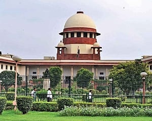 SC to consider urgent hearing of pleas against Maratha quota law