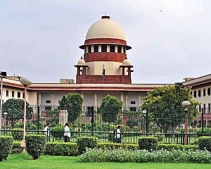 SC to hear plea of Muslim woman against talaq notices