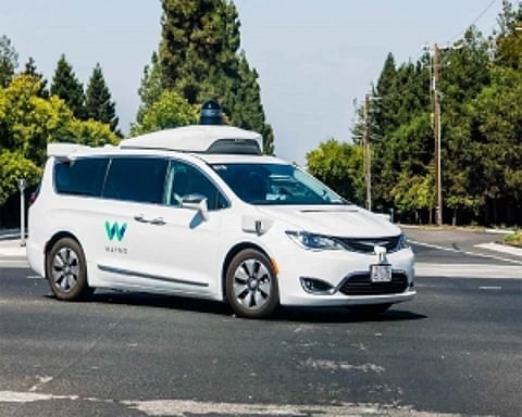 Self-driving cars learn to navigate unknown, extreme conditions