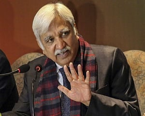 Seven-phase Lok Sabha polls to begin April 11, counting on May 23: EC