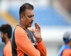 Shastri likens Indian batting to Ferrari, calls Rohit different class