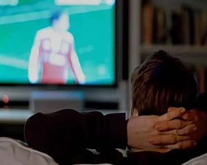 Sitting while watching TV linked to higher risk of heart attack: Study