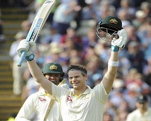 Smith's Ashes run-spree sparks Bradman comparisons