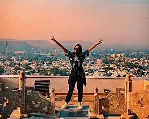 Sonakshi Sinha wraps up 'Kalank' schedule
