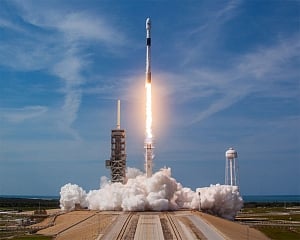 SpaceX's Dragon spacecraft to reach Earth on Monday