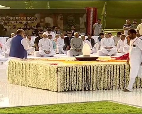 Tributes paid to Vajpayee on first death anniversary