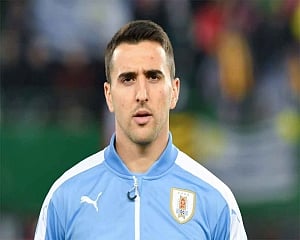 Uruguay's Vecino to miss rest of Copa