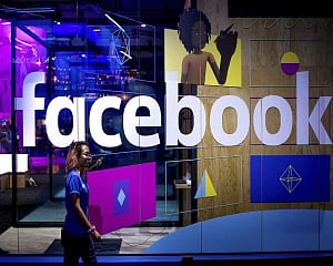 US states announce antitrust probe of Facebook