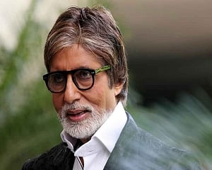 Use of prosthetics not that easy: Amitabh Bachchan