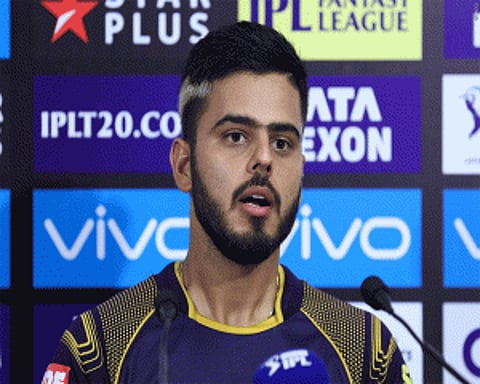 Want to hold on to my form: Rana