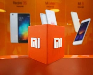 Xiaomi patents a phone with secondary rear display, quad cameras