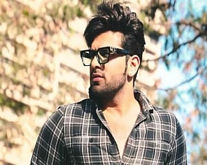 'Paras Chhabra not liable to pay anything to designers'