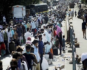 1,044 new COVID-19 cases in Mumbai; 32 more patients succumb