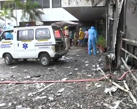 10 patients killed in fire at COVID care facility in AP