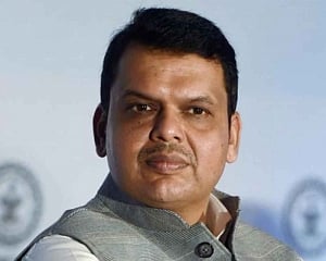 Affidavit case: Fadnavis appears before court, gets bail