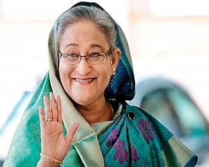 Bangladesh PM sends puja gifts to Mamata Banerjee